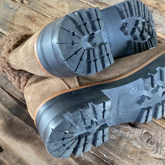 Womens Marc fisher winter boots size 7 chexk them out very nice thanks 🙏 - Picture 5 of 8